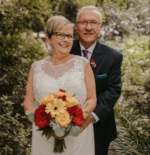 Picture of Bob and Linda as newlyweds. They celebrated with an intimate ceremony and reception with family and close friends.