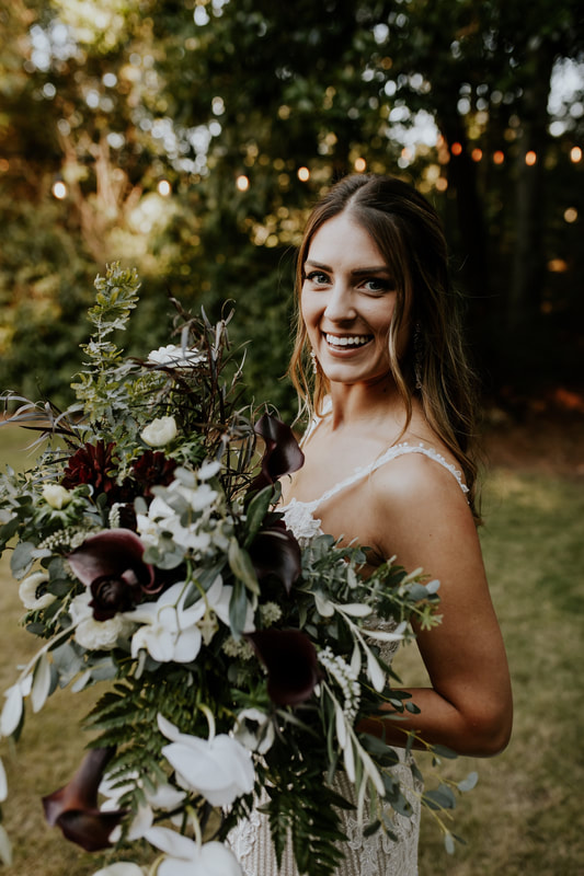 bride with boho bouquet