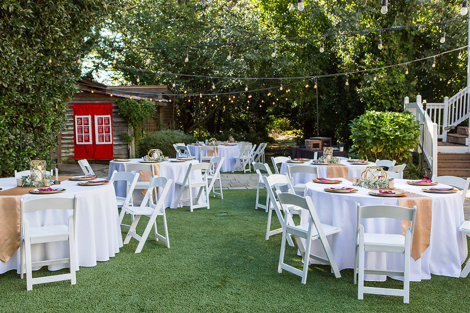 outdoor wedding reception in garden venue